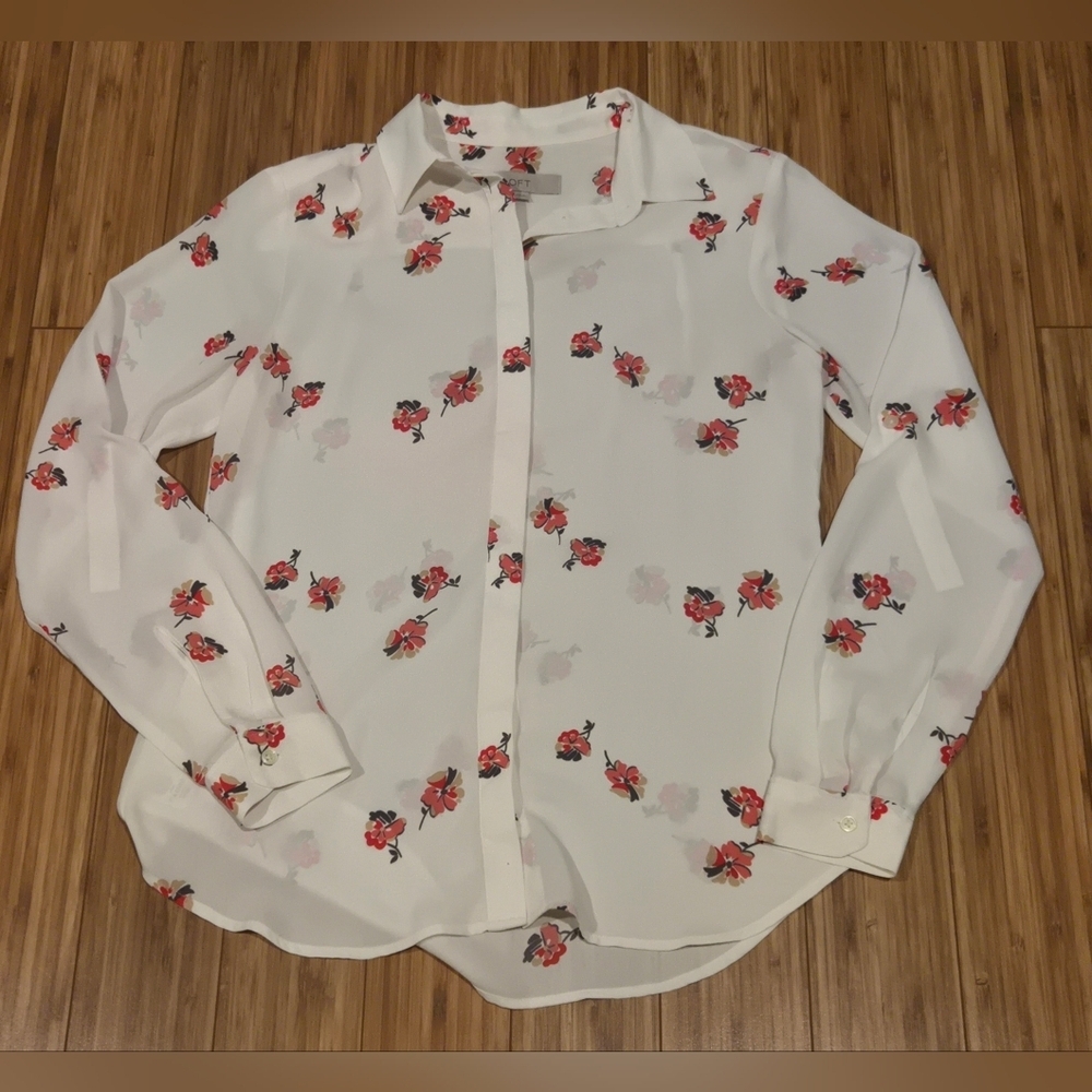 Loft White Floral Button-Up Blouse with Blossoms